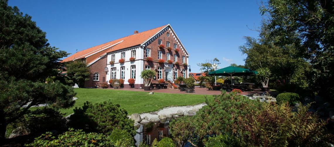 Hotel Landhaus Steinfeld Greetsiel Exterior photo